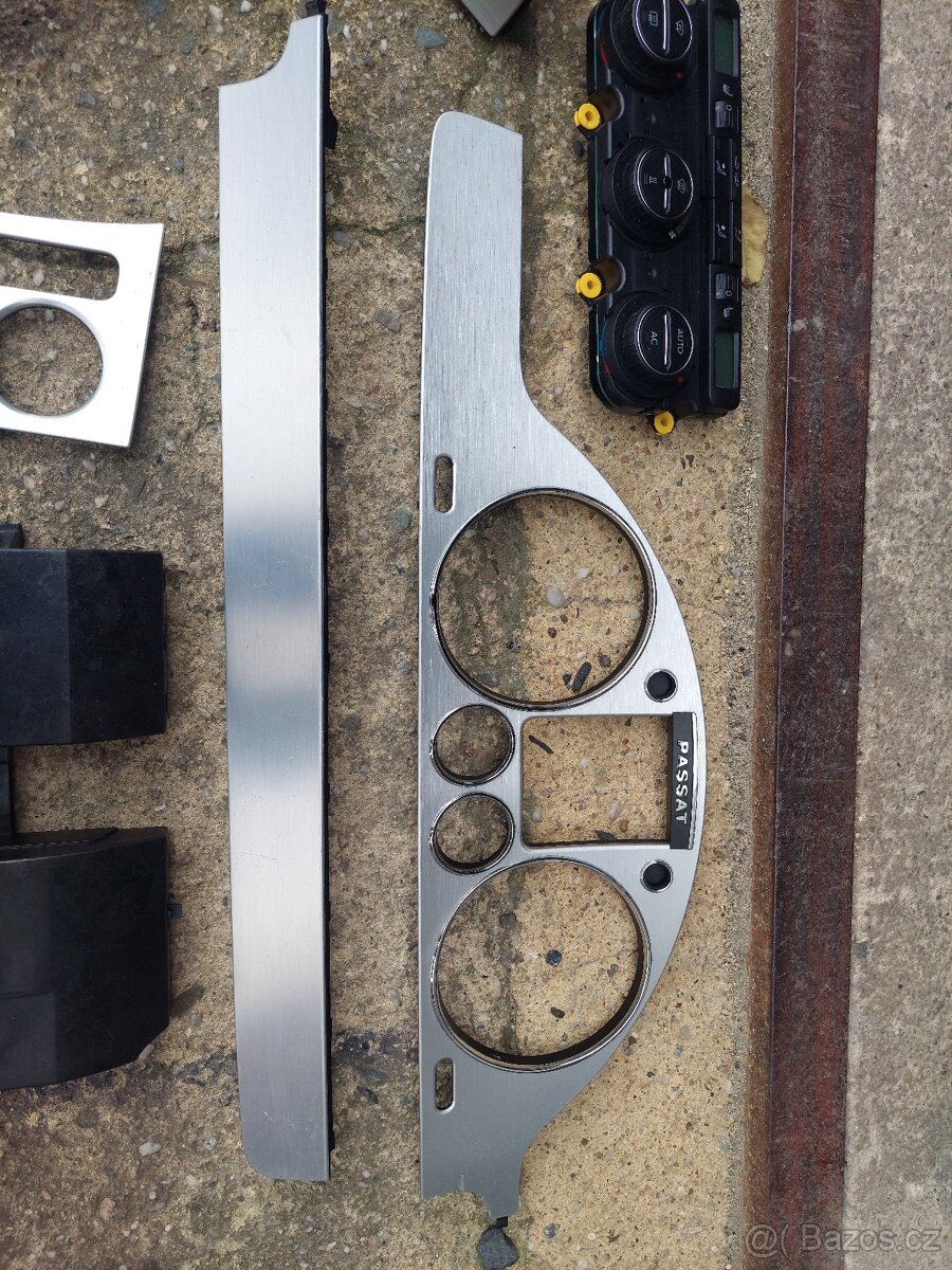 Volkswagen Passat B6/CC Dekor palubní desky + Climatronic - 2