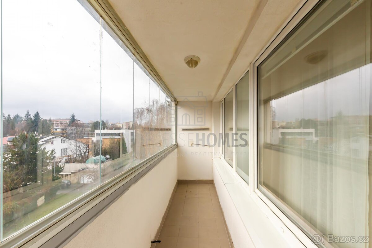 Prodej bytu 3+1 72 m s lodžií, Lovosická, Praha 9 - Prosek, - 2