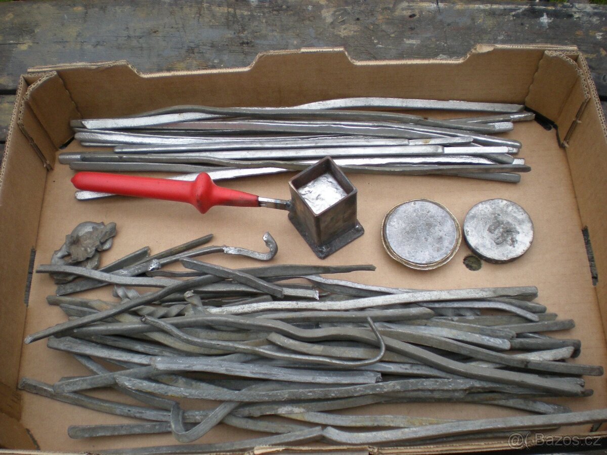 Cín s příměsi olova na vitráže příp. karosářský - 2