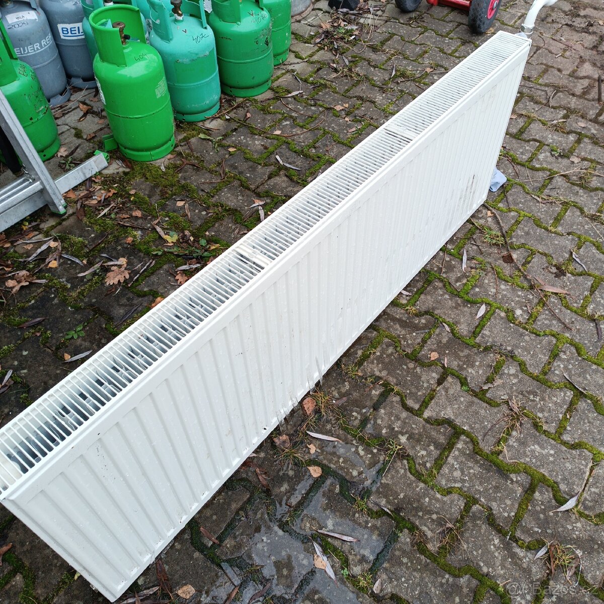 Deskový radiator KL 22 600/1600 - 2