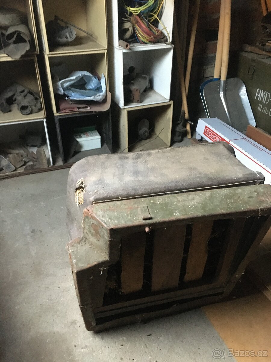 Sedačka Tatra 805 - 2