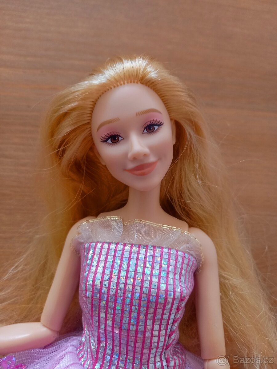 Plně kloubová panenka Mattel - 2