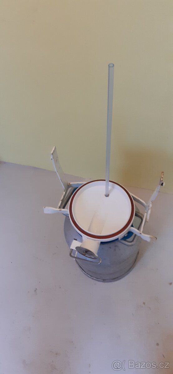 Stáčecí zařízení na med - 2