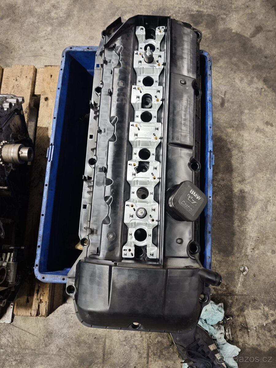 Víko ventilů BMW M54, M52 tu - 2