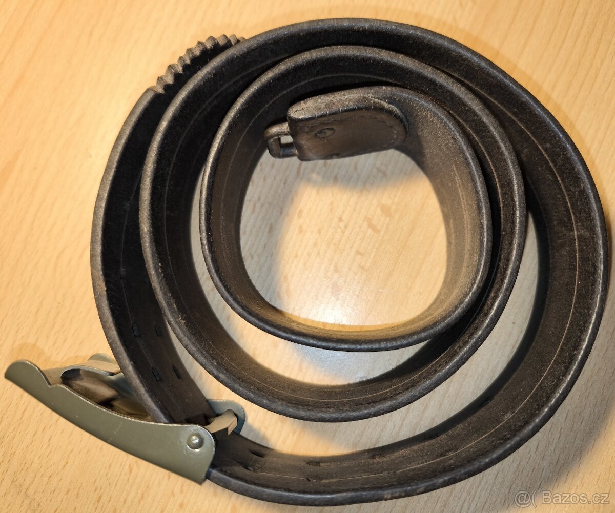 Starý kožený opasek ČSLA, 100 cm. - 2