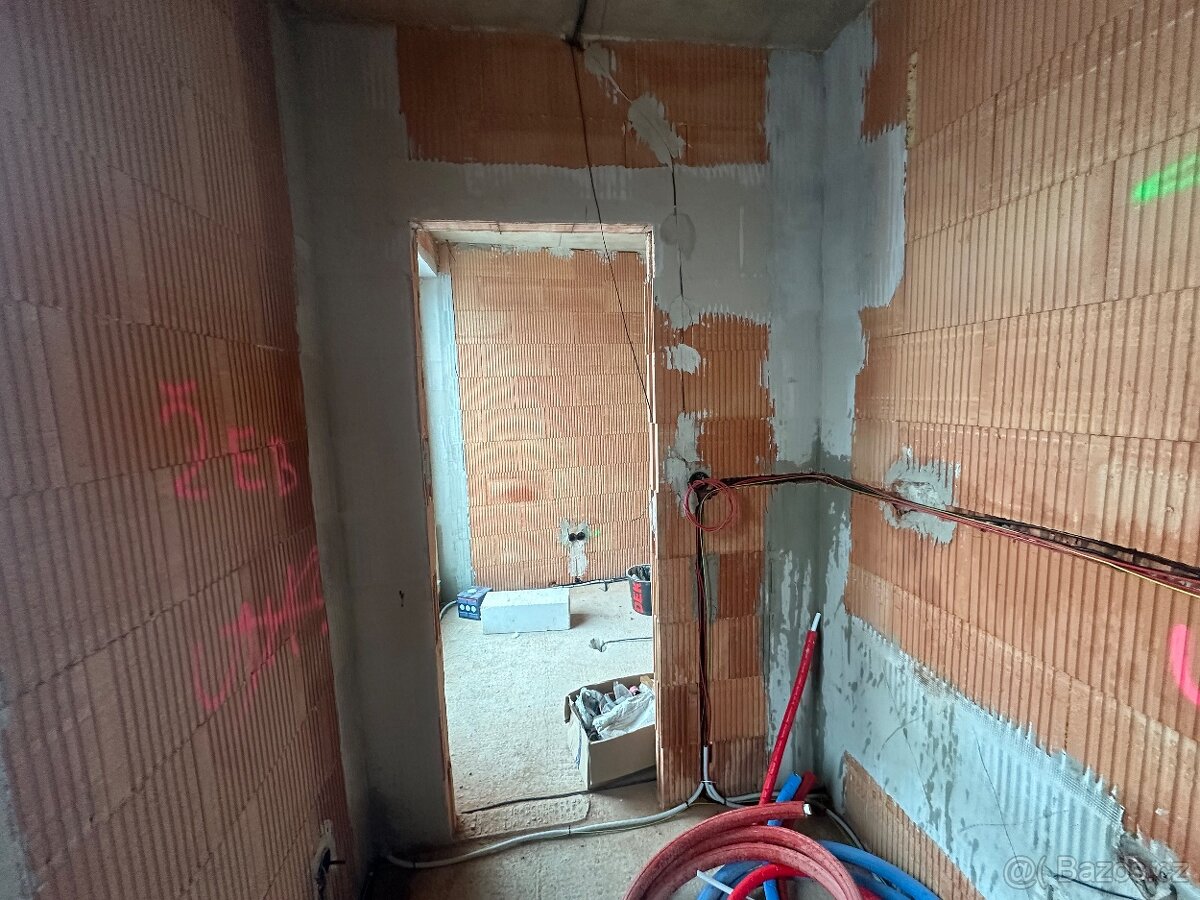 Stavebni práce . Rekonstrukce - 2