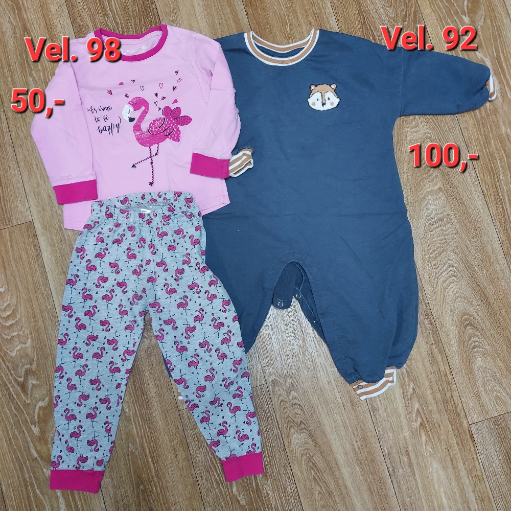 Župánek, trička, pyžamo atd. - 2