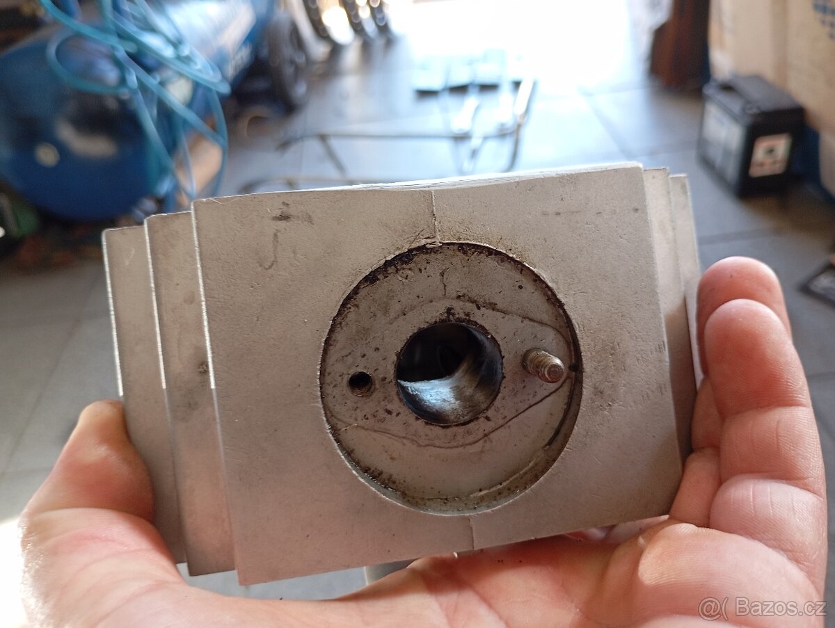 Prodám díly Babetta - 2