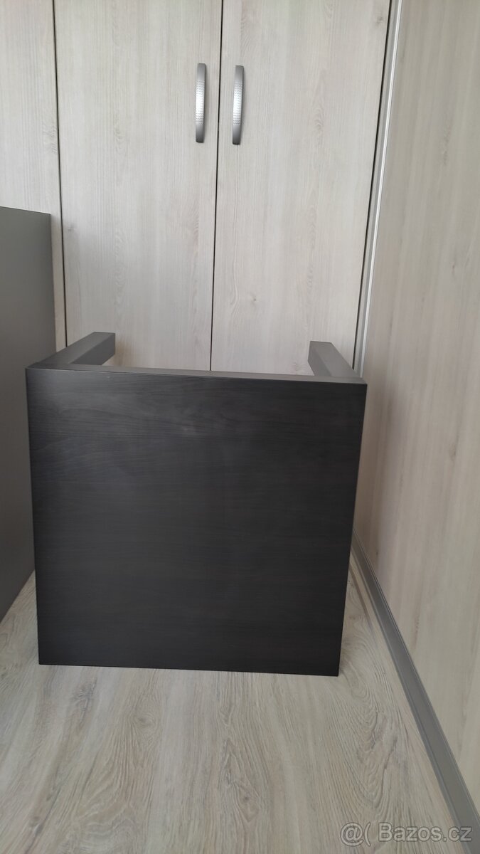 Ikea konferenční stolek - nový - 2