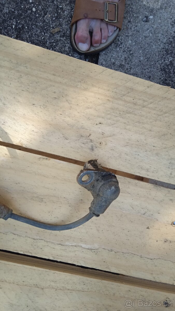 Čidlo ABS Vitara 2,0V6 - 2