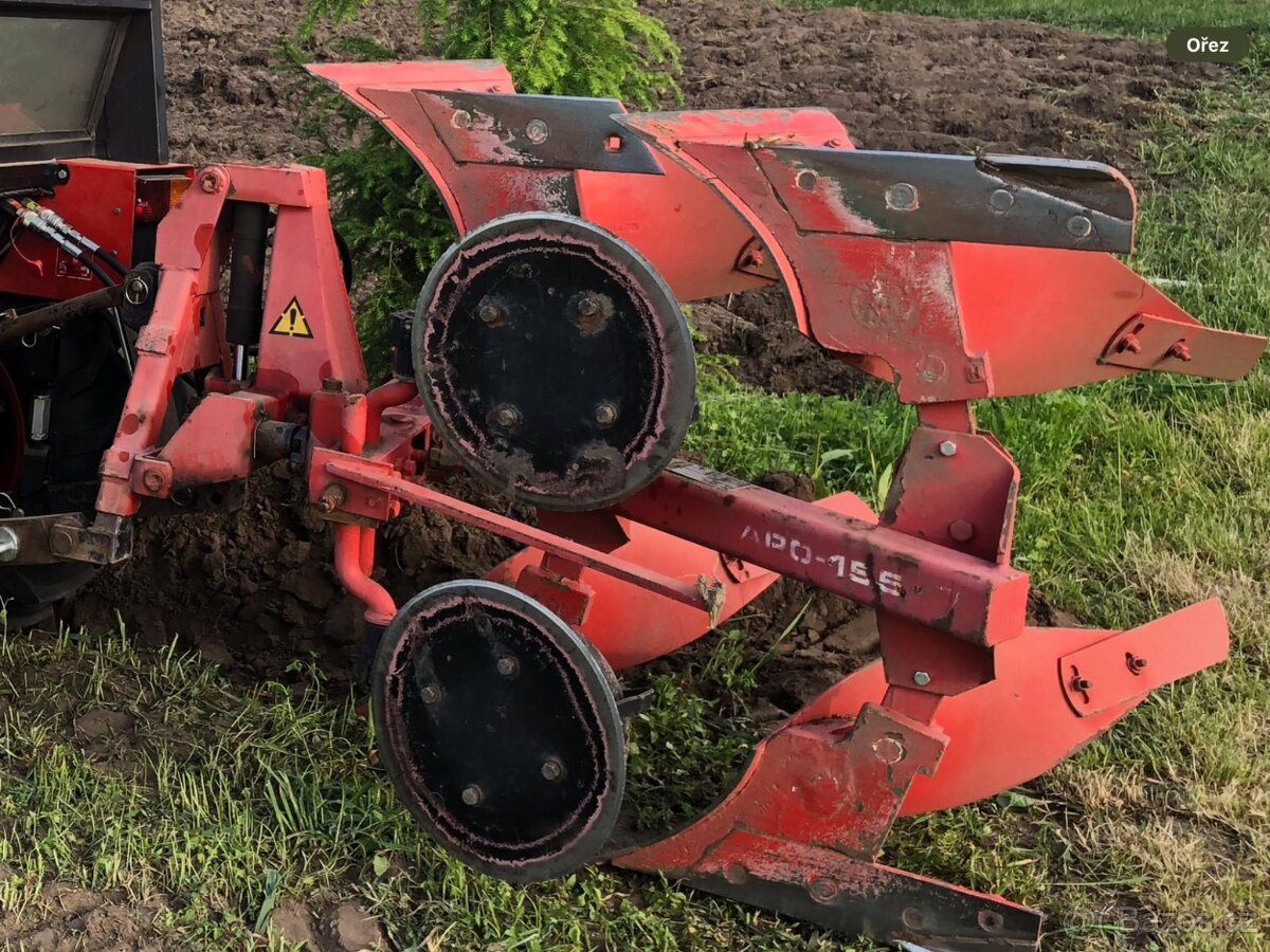 Dvouradliční pluh - 2