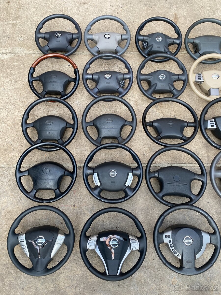 Volant Nissan - 2
