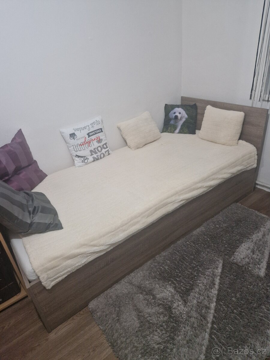 Prodám postel - 2
