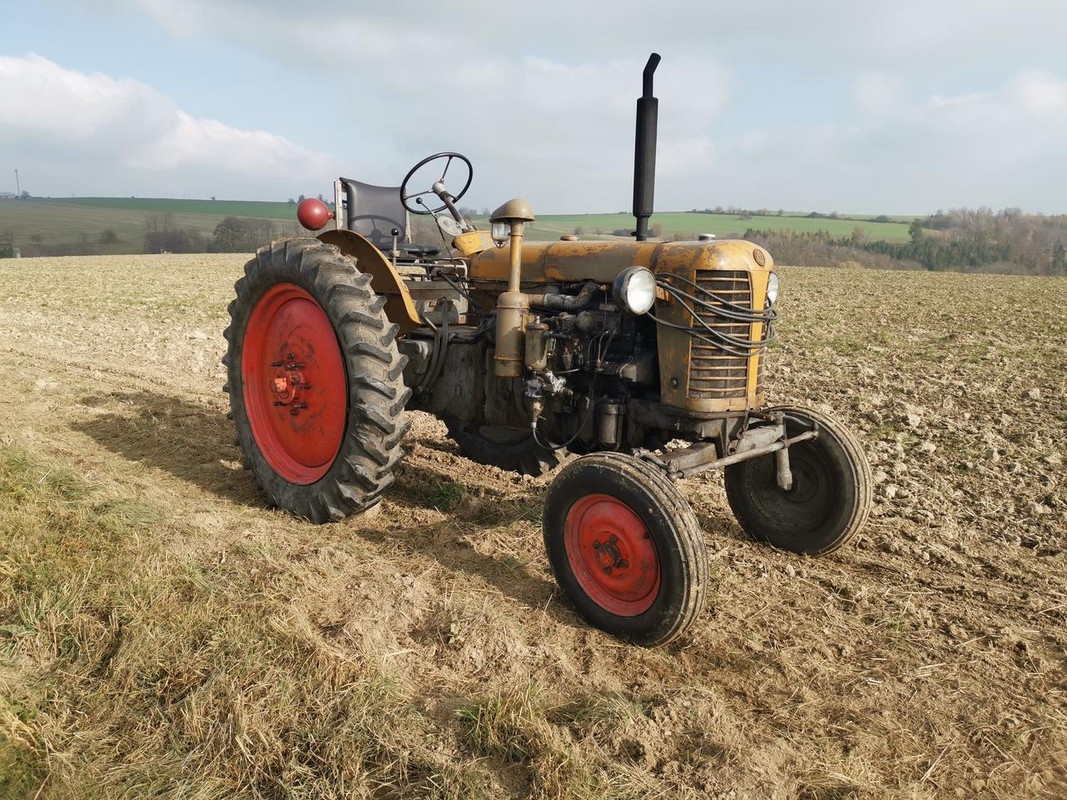 Traktor Zetor 25K - 2