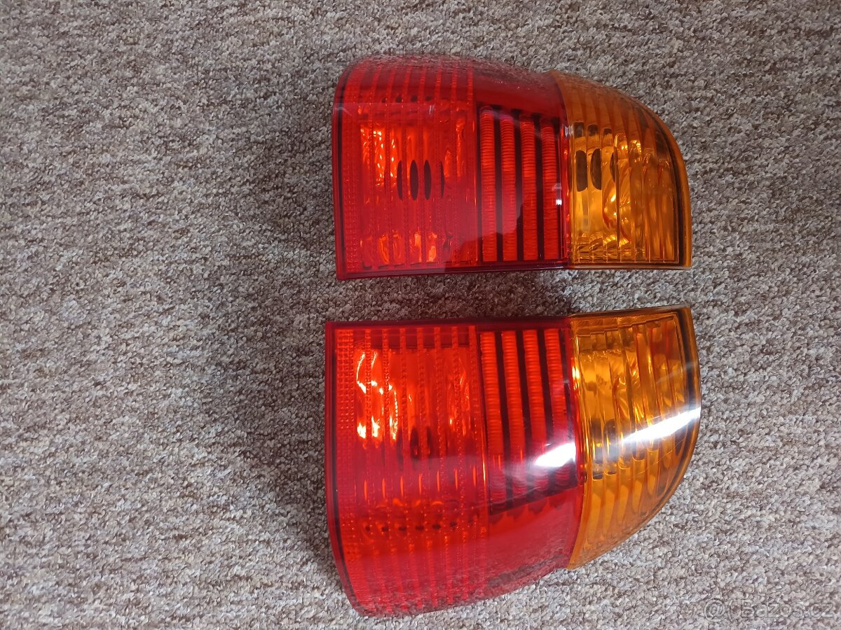 BMW E39 combi - originální světla Hella - 2