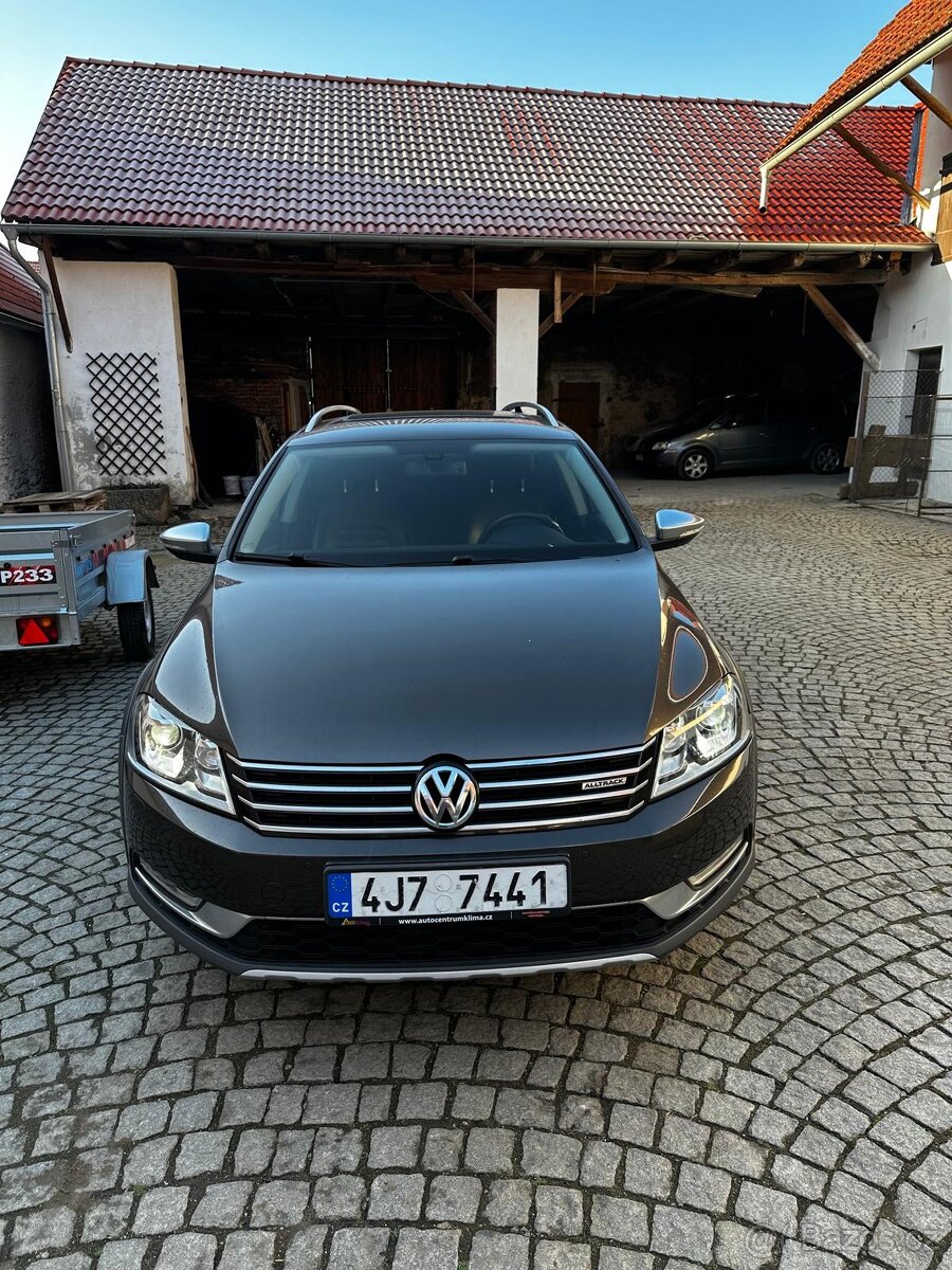 VW Passat alltrack - 2