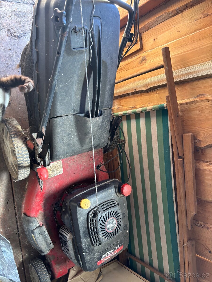 Zahradní sekačka - 2