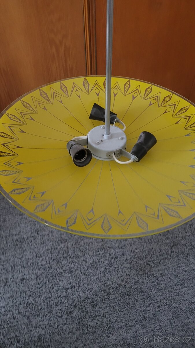 Retro lustr - 2