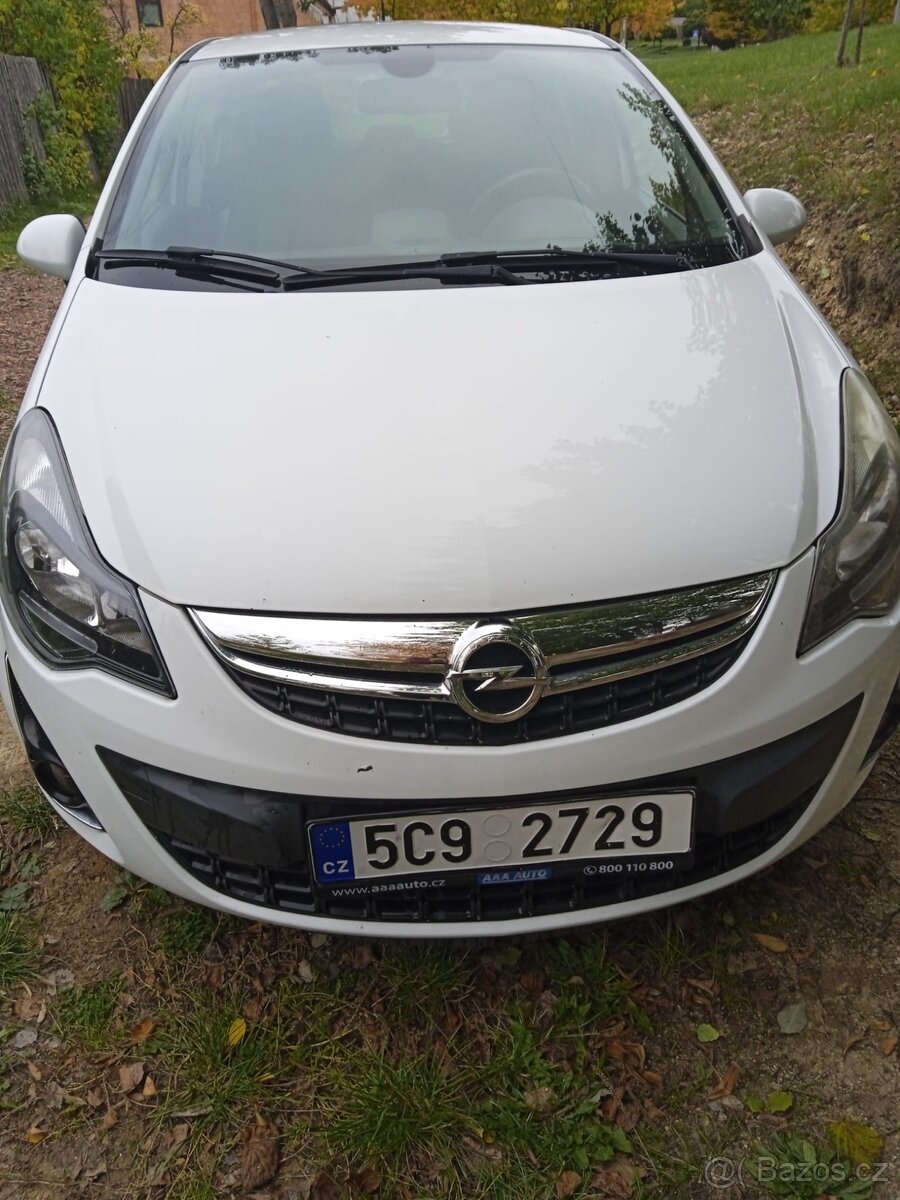 Opel Corsa, 1.4, původ ČR, pravidelný servis - 2