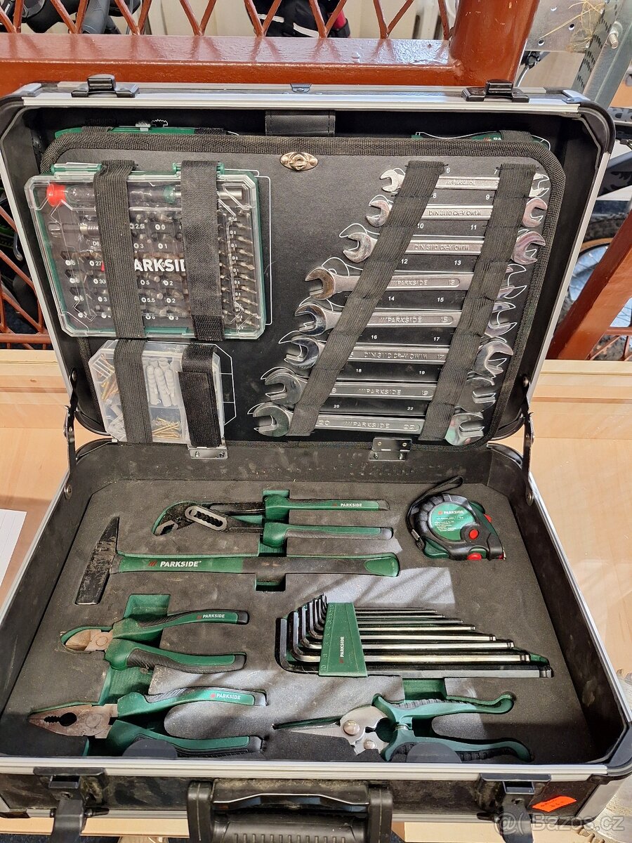Parkside kufr s nářadím 129 ks (model HG11901) - 2