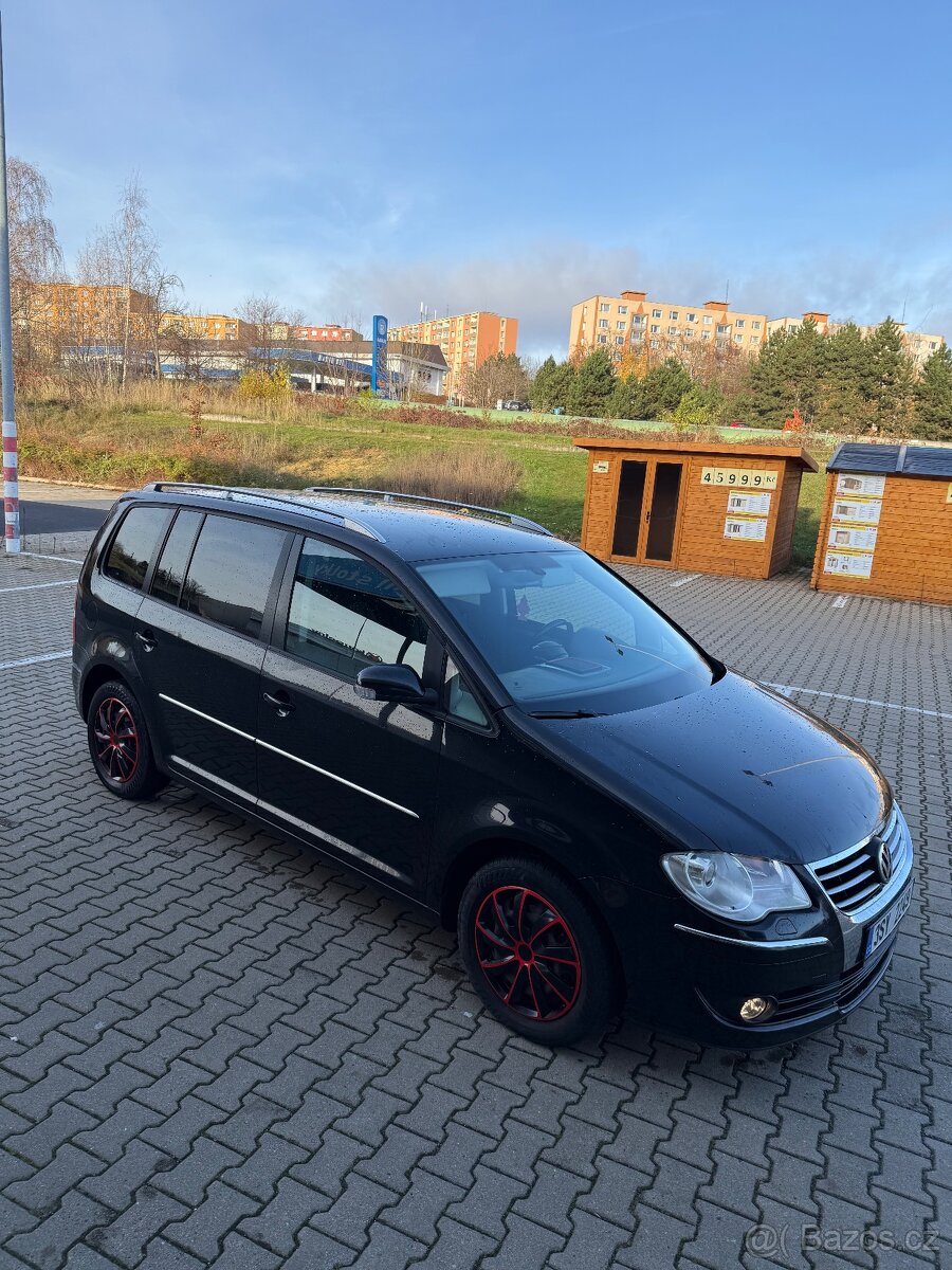 Vw Touran 2.0tdi 103kw rok 11/2007 - 2
