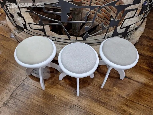 Otocna klavirni stolicka - 2