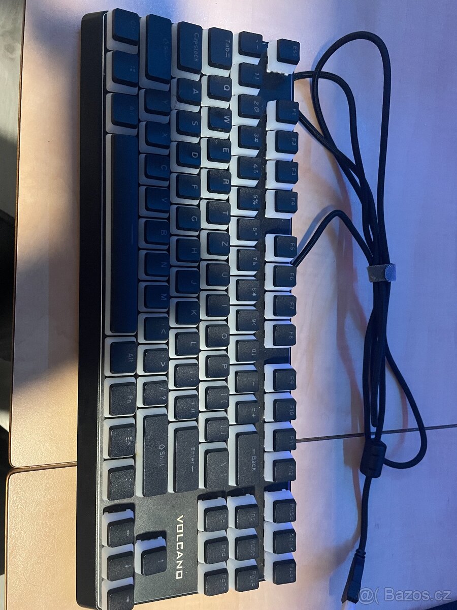 Herní mechanická klávesnice - 2