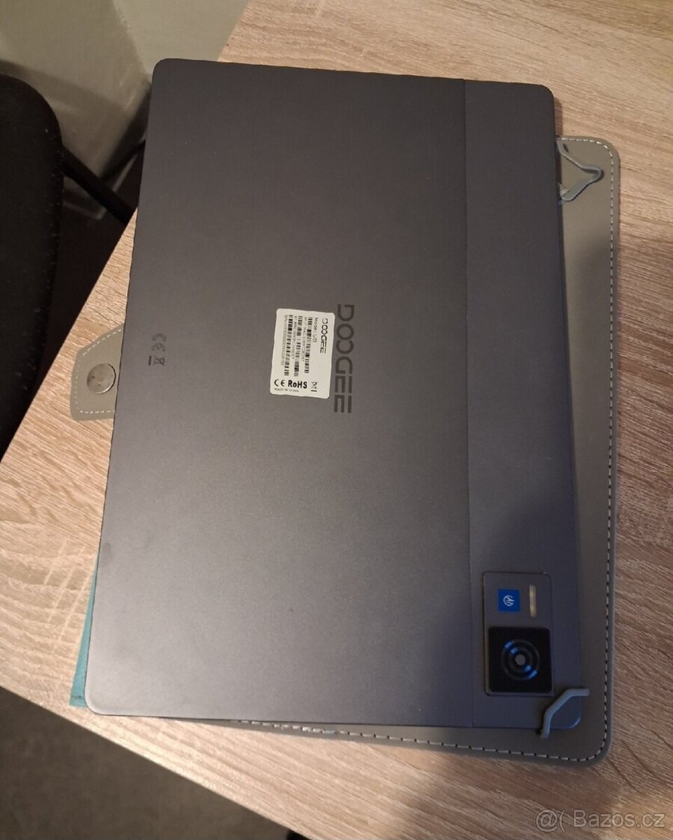 Tablet značky DOOGEE U13 - 2