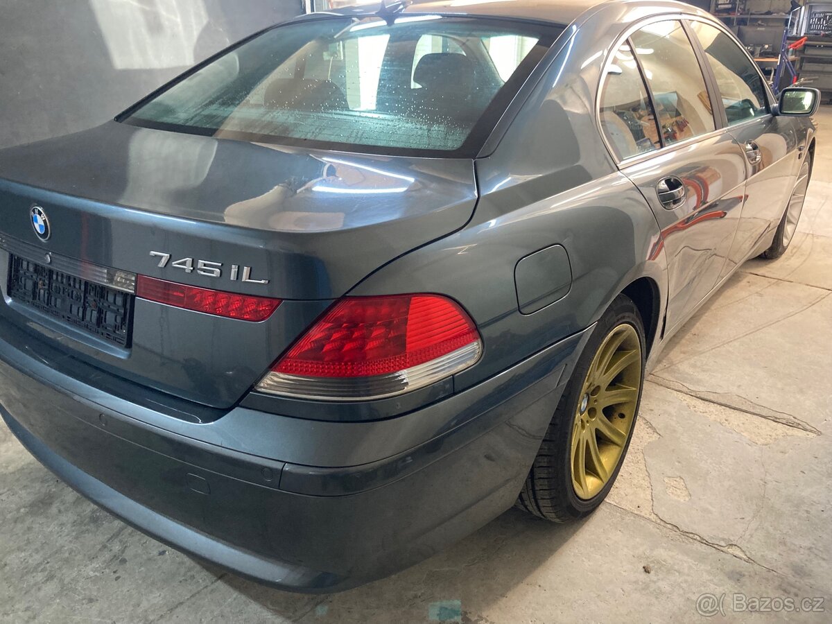 BMW e65 745i - Díly - 2