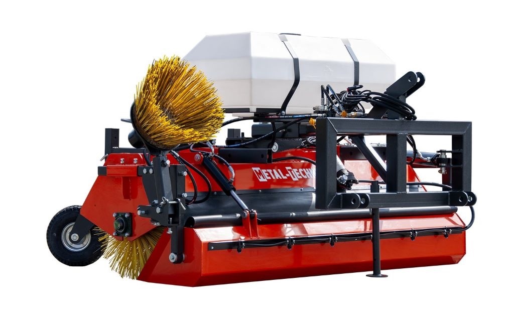 Zametač na traktor komunální - 2
