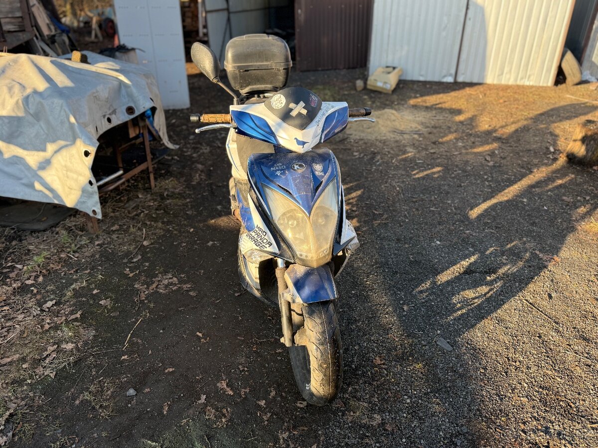 Skútr Kymco 125ccm - 2