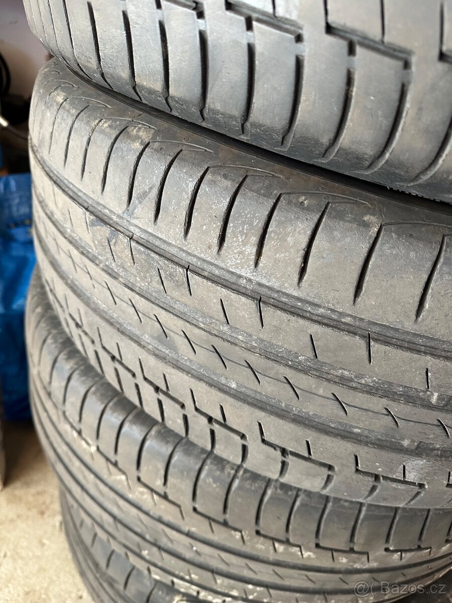 235/60 r18 - 2