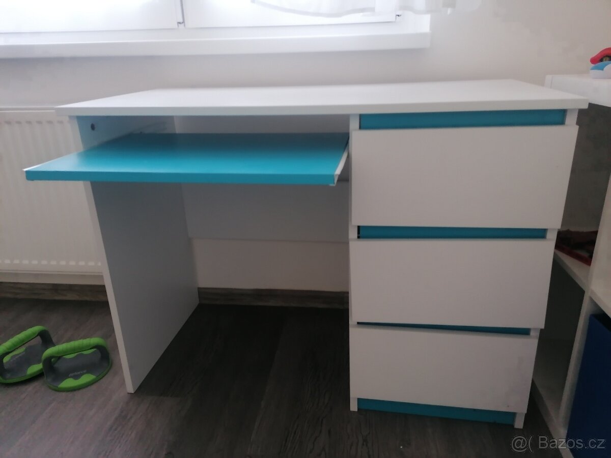 Psací stůl do dětského pokoje - 2