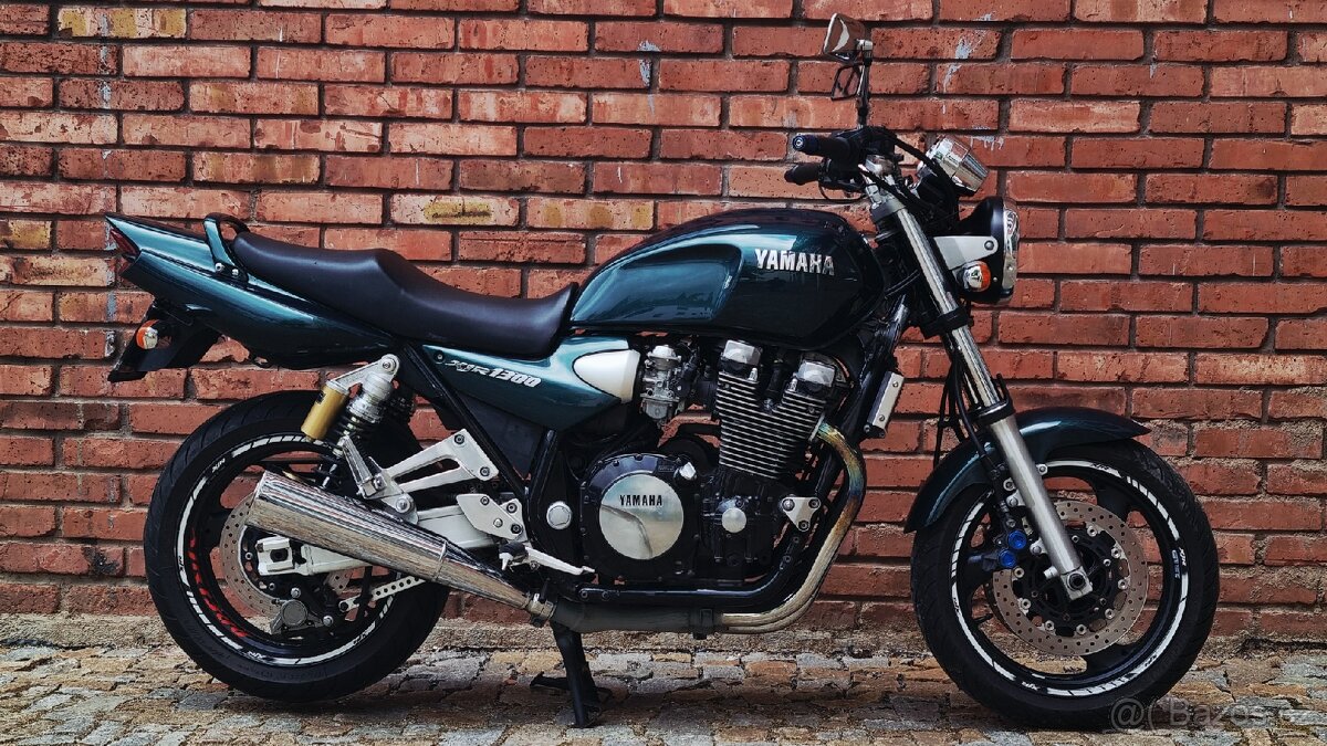 YAMAHA XJR 1300 - 2