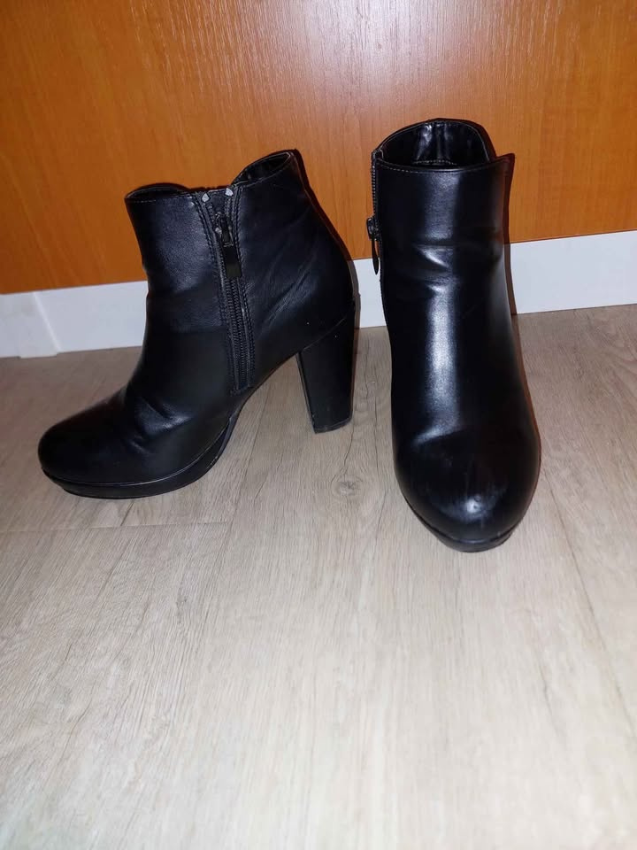 Dámské boty vel.36 - 2