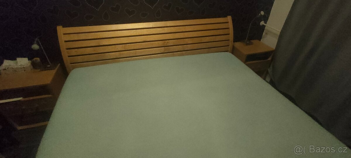Manželská postel masiv 180cm - 2