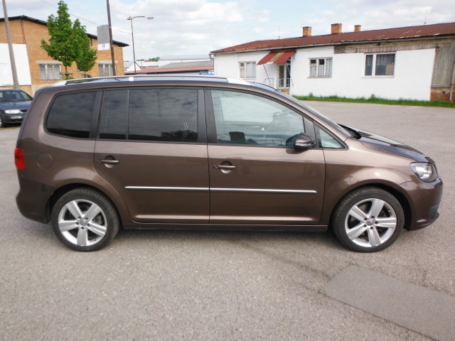 Koupím Caddy / Touran - Benzin - 2