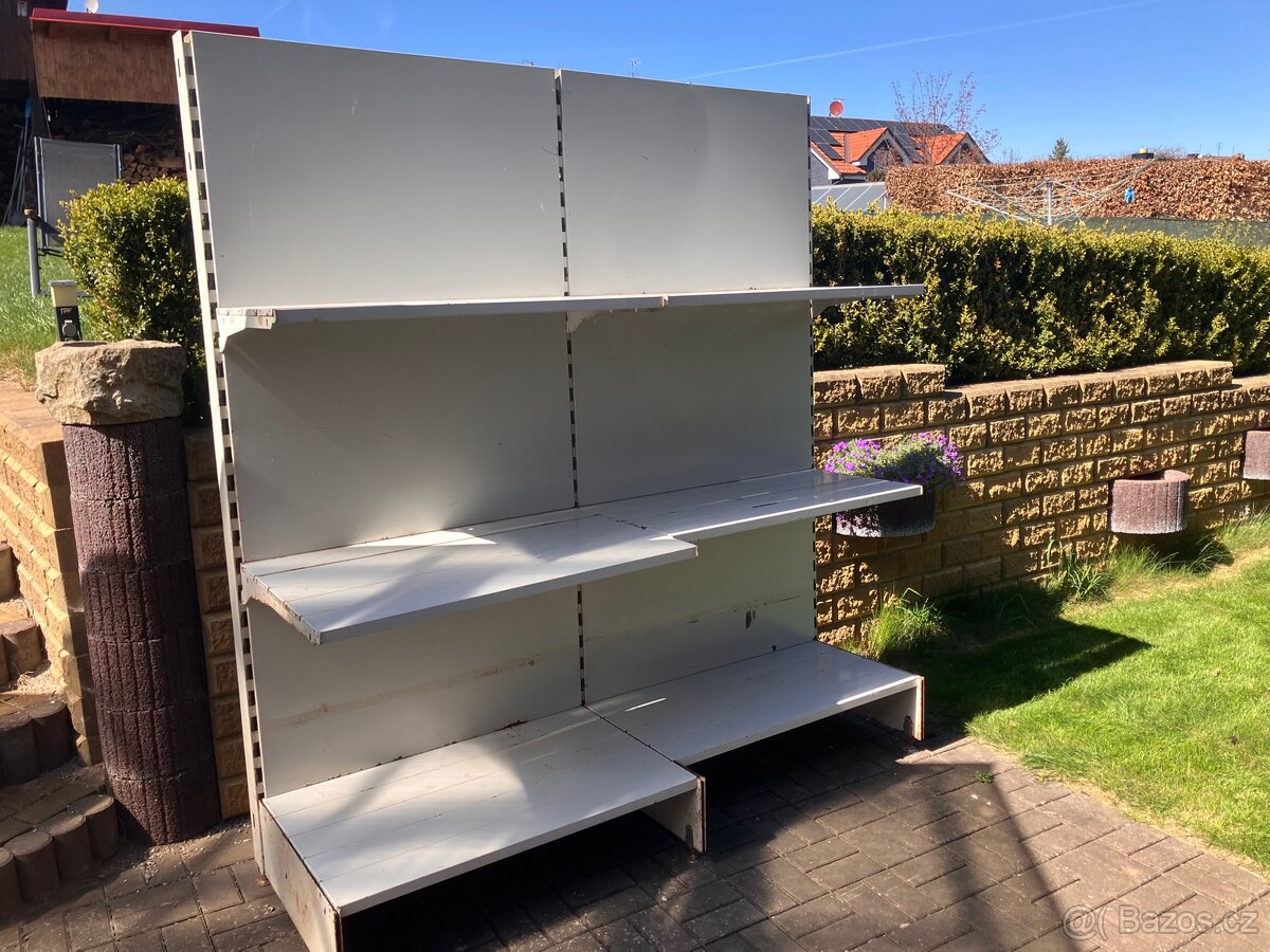 Plechový regál - 2