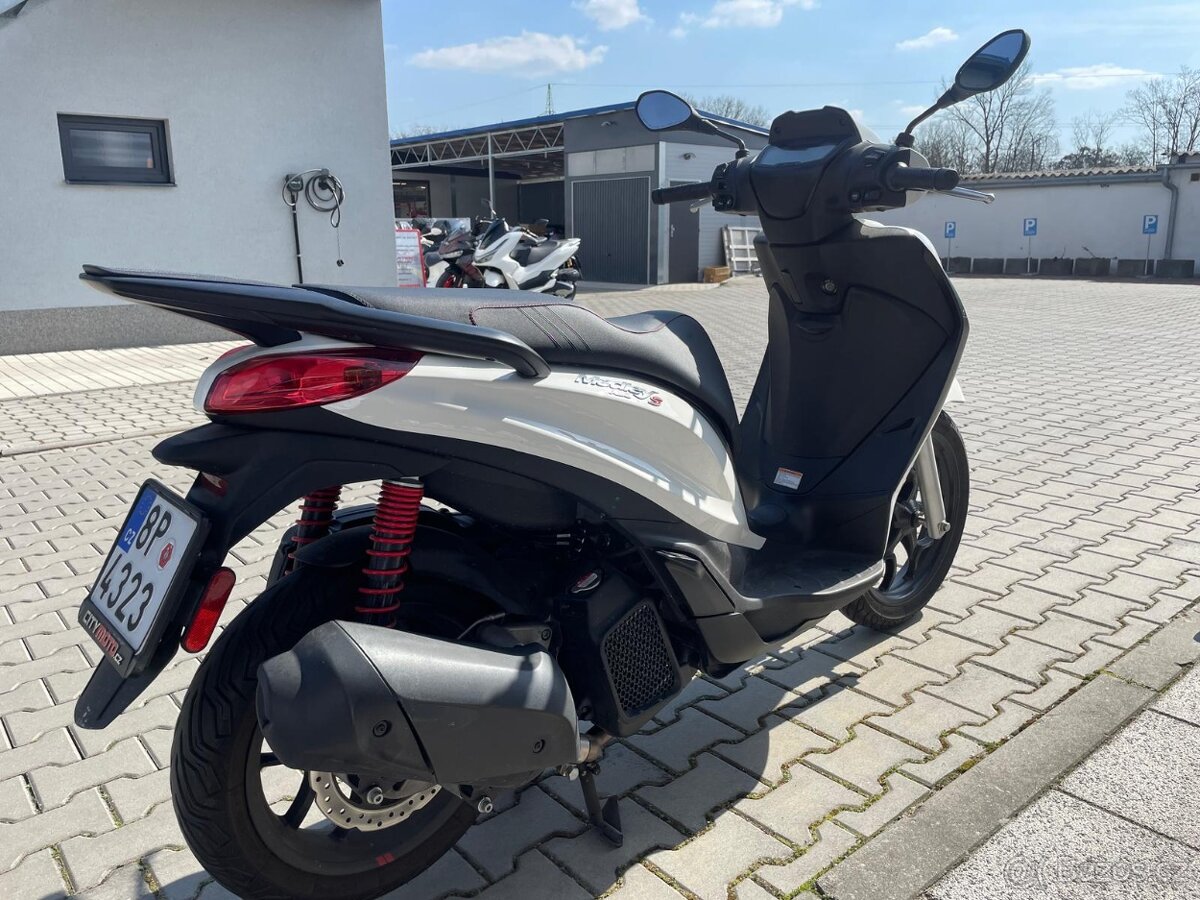 Piaggio Medley 125 S - 2
