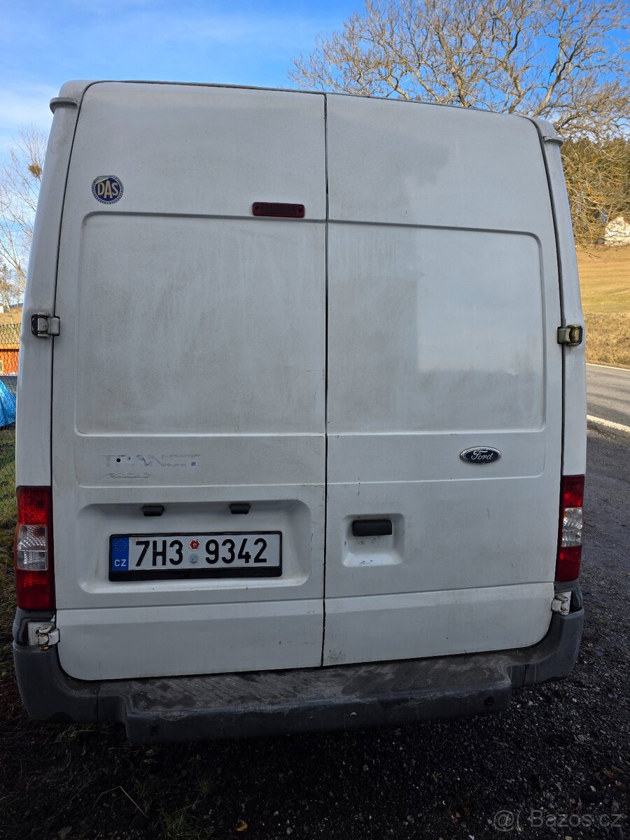 Ford Transit 2.4tdci 85kw r.v.2006 - 2
