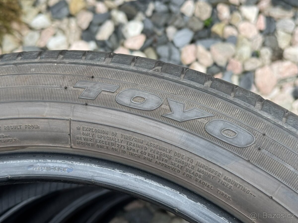 215/50 R18 - 2