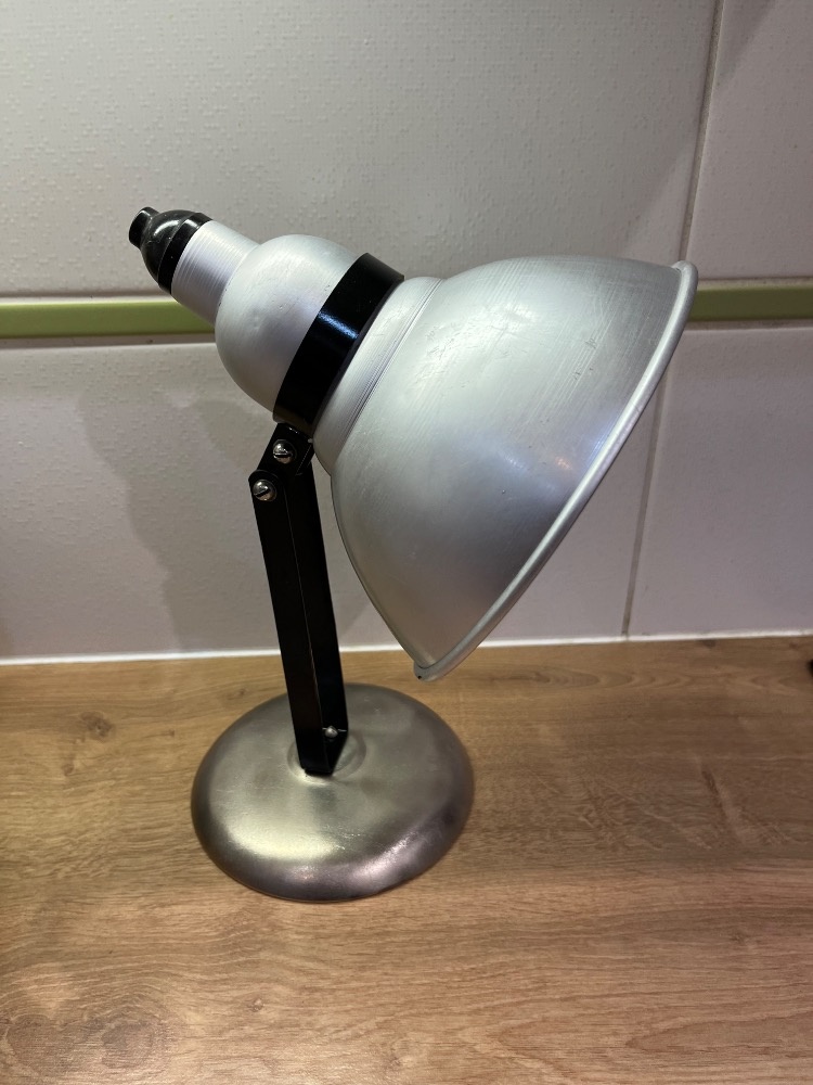 Retro lampa - 2