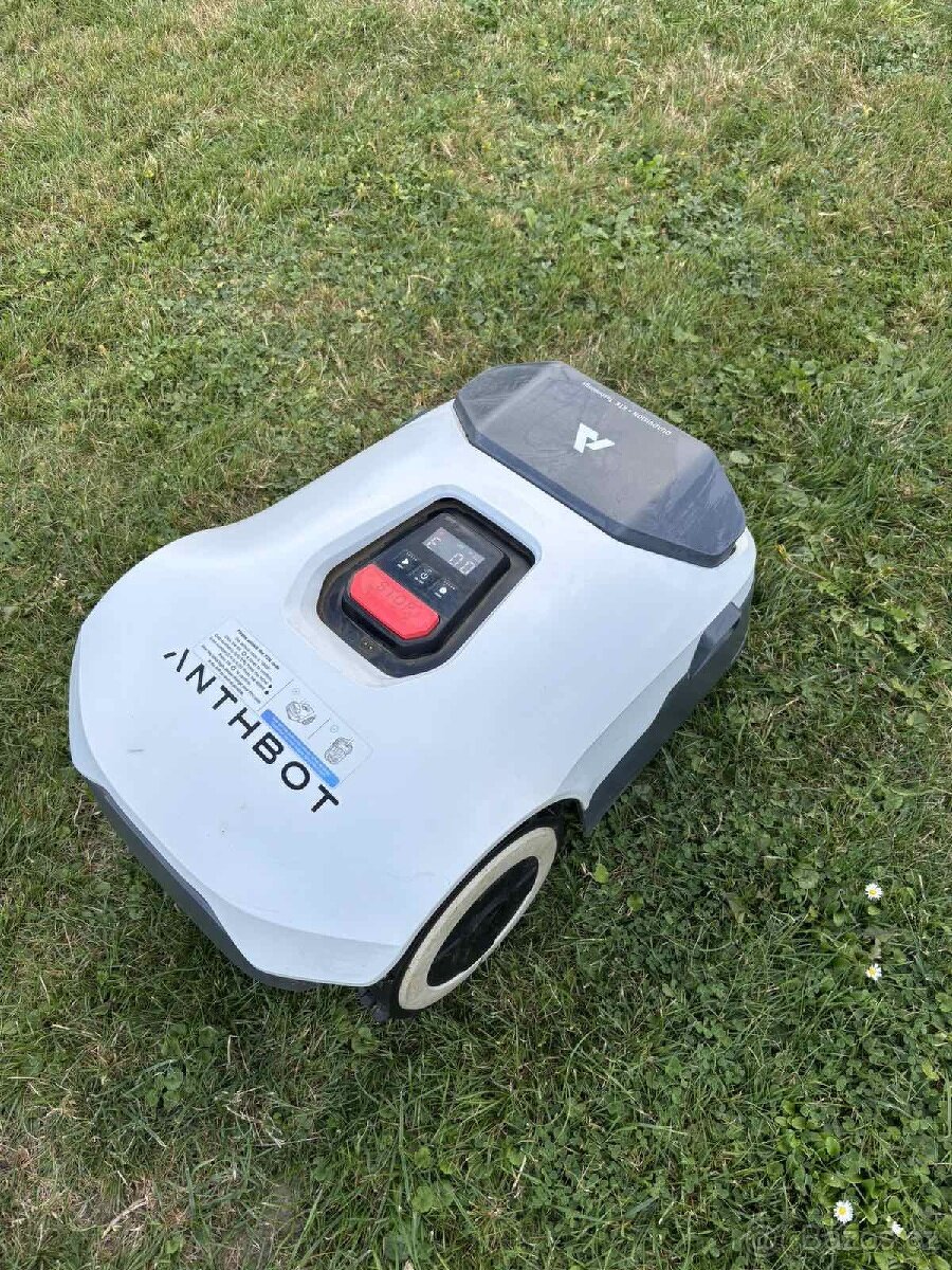 Roboticka sekačka - 2