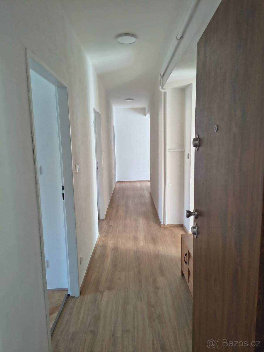Pronájem bytu 3+1 • 74 m² - 2