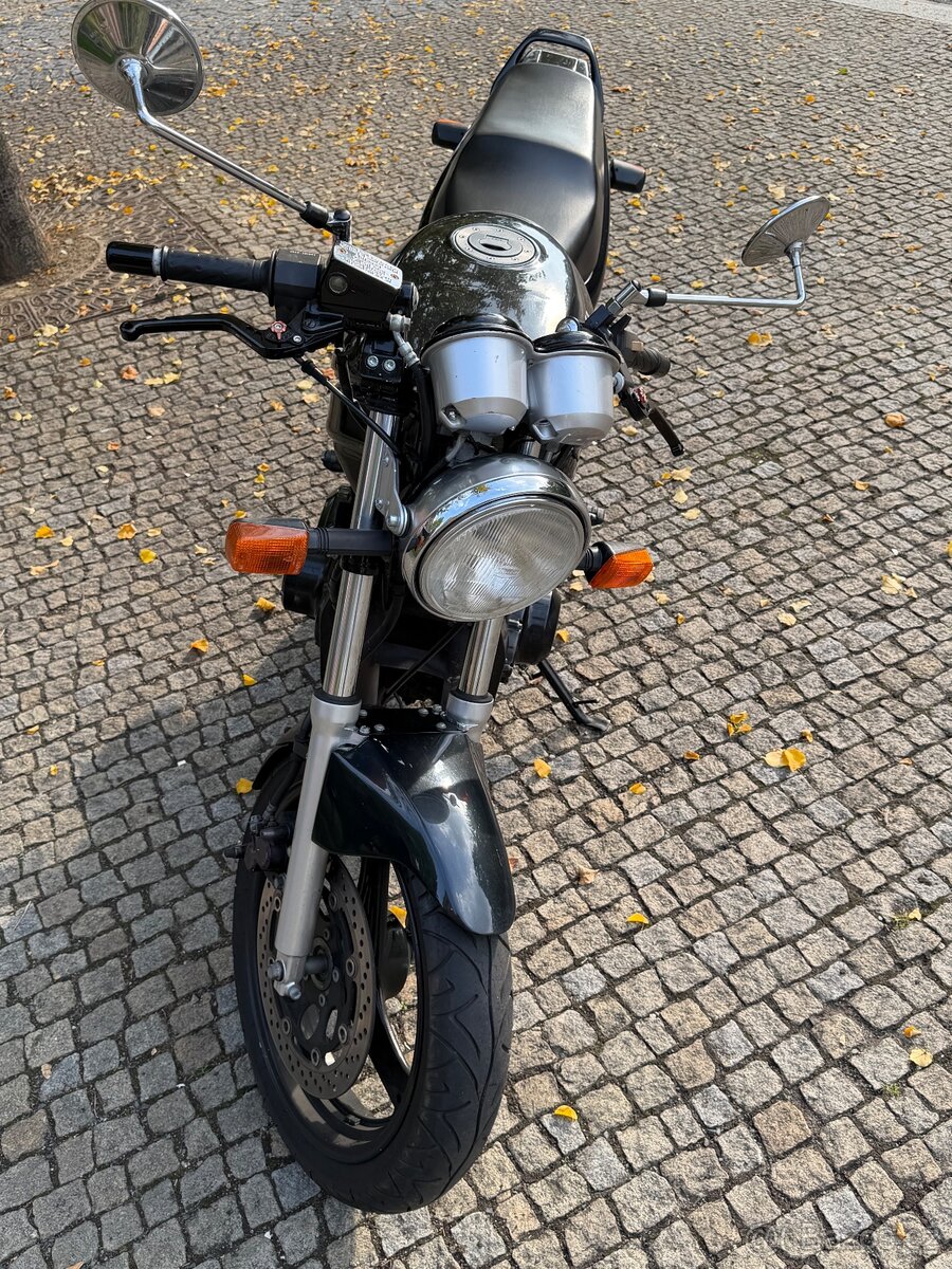 Suzuki GS500 - 2