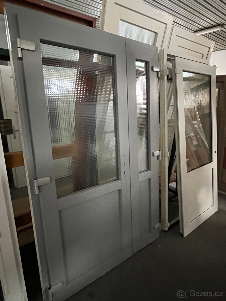 DVOUKŘÍDLÉ PLASTOVÉ DVEŘE SCHUCO SV.ANTHRAZIT 140x218-PLZEŇ - 2