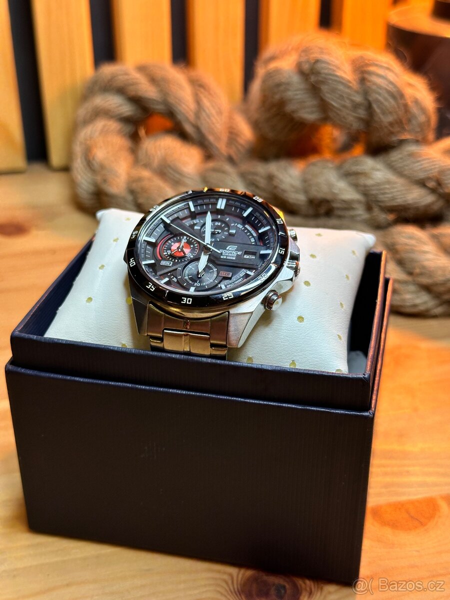 Hodinky Casio EFR-556 - 2
