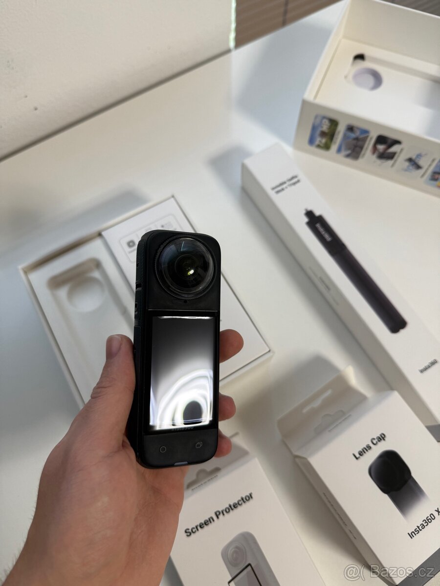Kamera insta360 x4 - 2