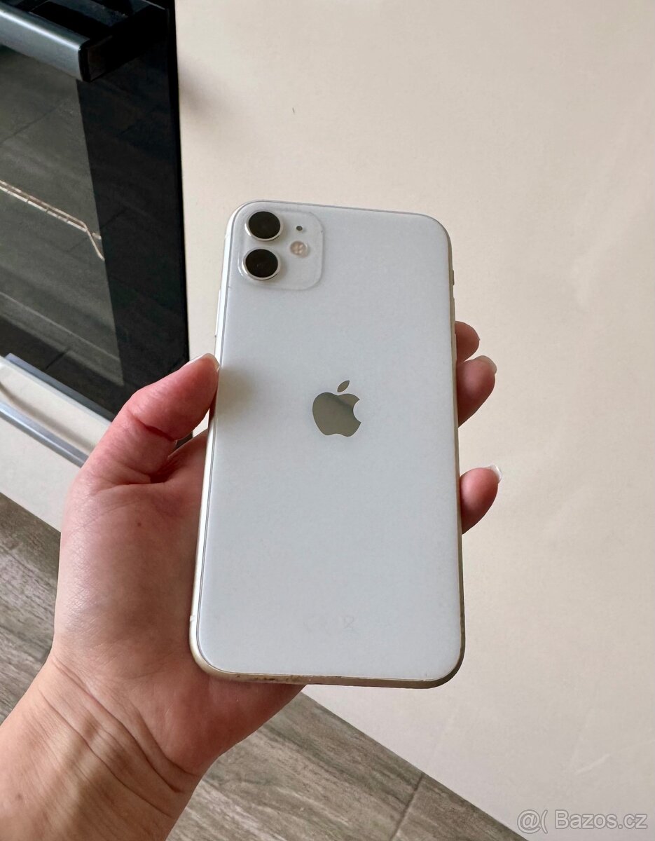 Apple IPhone 11, 64 GB, barva bílá - 2