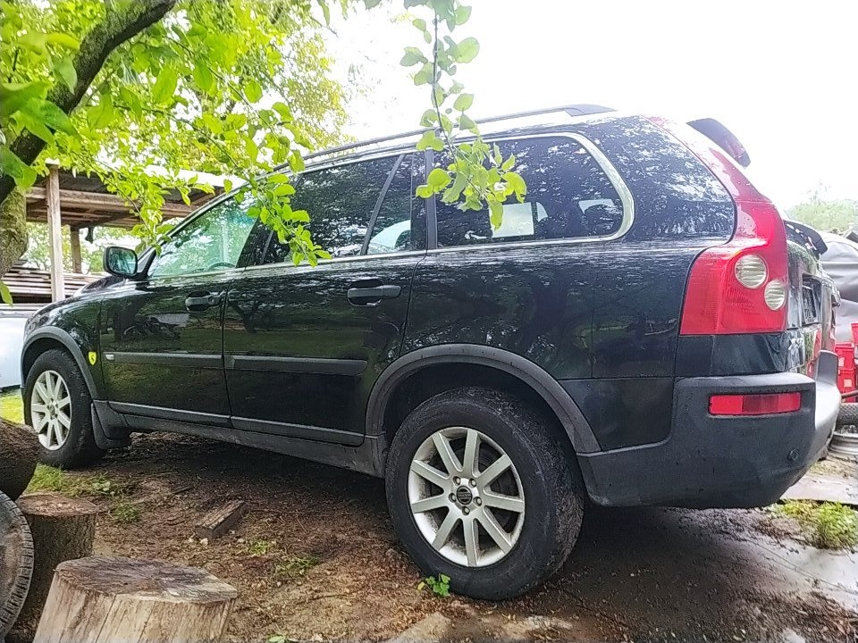 Náhradné diely Volvo XC90 2,4 diesel automat - 2